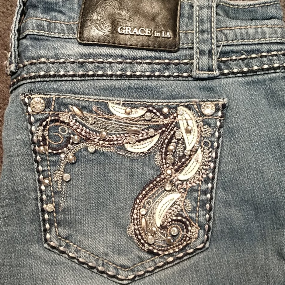 Grace in LA Jeans size 29